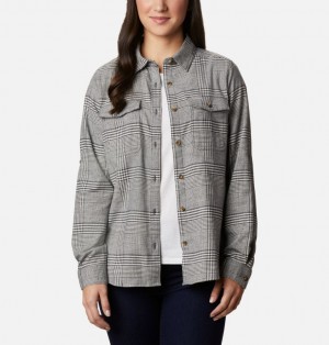 Columbia® Pine Street Women Shirts | QMULBY-264