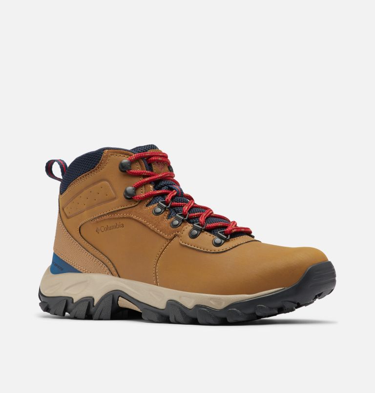 Columbia® Newton Ridge Plus II Men Boots | WMTHJR-394