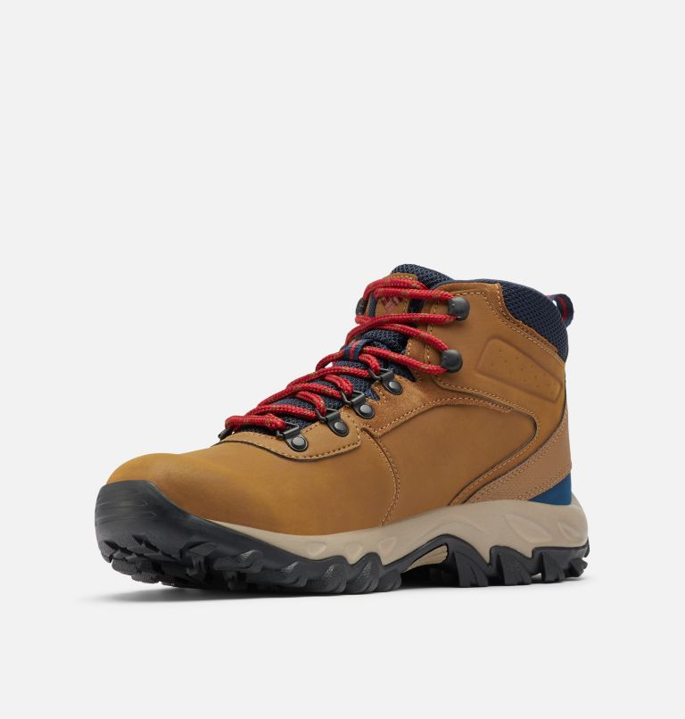 Columbia® Newton Ridge Plus II Men Boots | WMTHJR-394