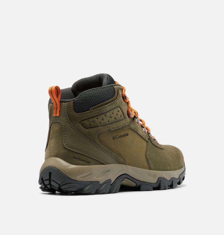 Columbia® Newton Ridge Plus II Men Waterproof Boots | SUJQNW-057