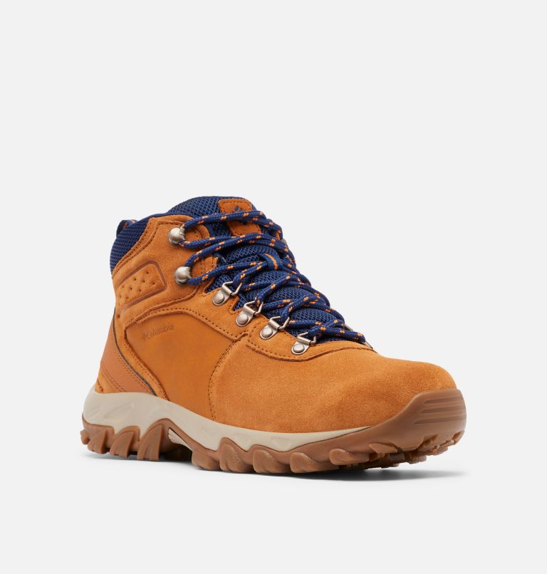 Columbia® Newton Ridge Plus II Men Waterproof Boots | EGKJVW-105